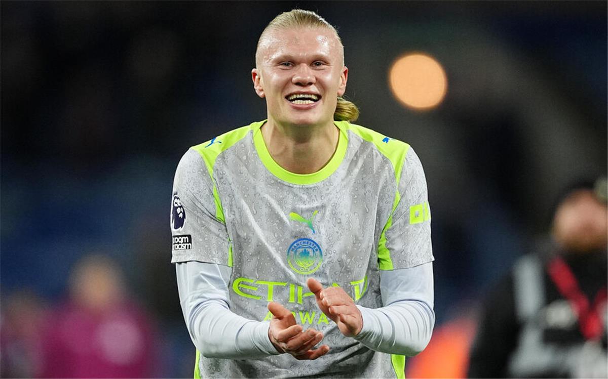 ستاد الاهلي :  هالاند بعد الفوز على بيرنلي: نحن في الصدارة.. وتحقيق الانتصارات أهم من الأداء