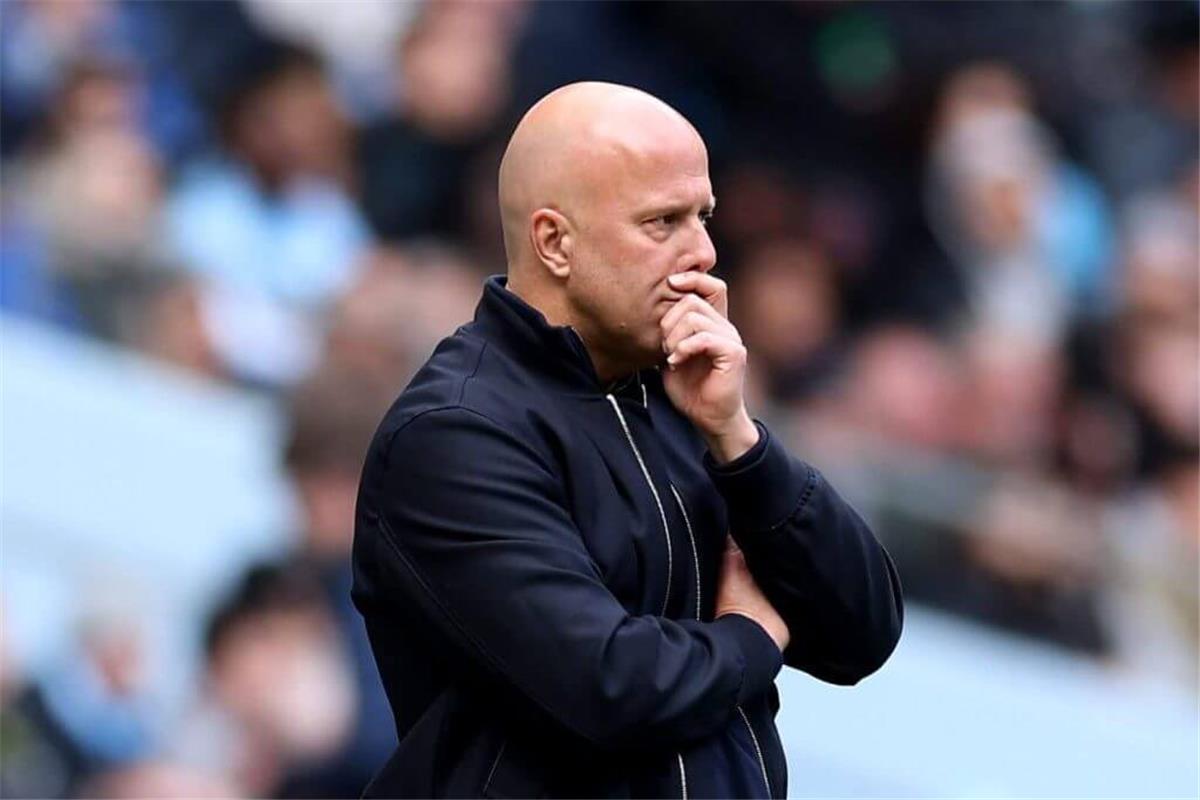 سلوت يوجه رسالة لنجم ليفربول قبل مواجهة كريستال بالاس: من المنطقي أن تتعرض للانتقادات