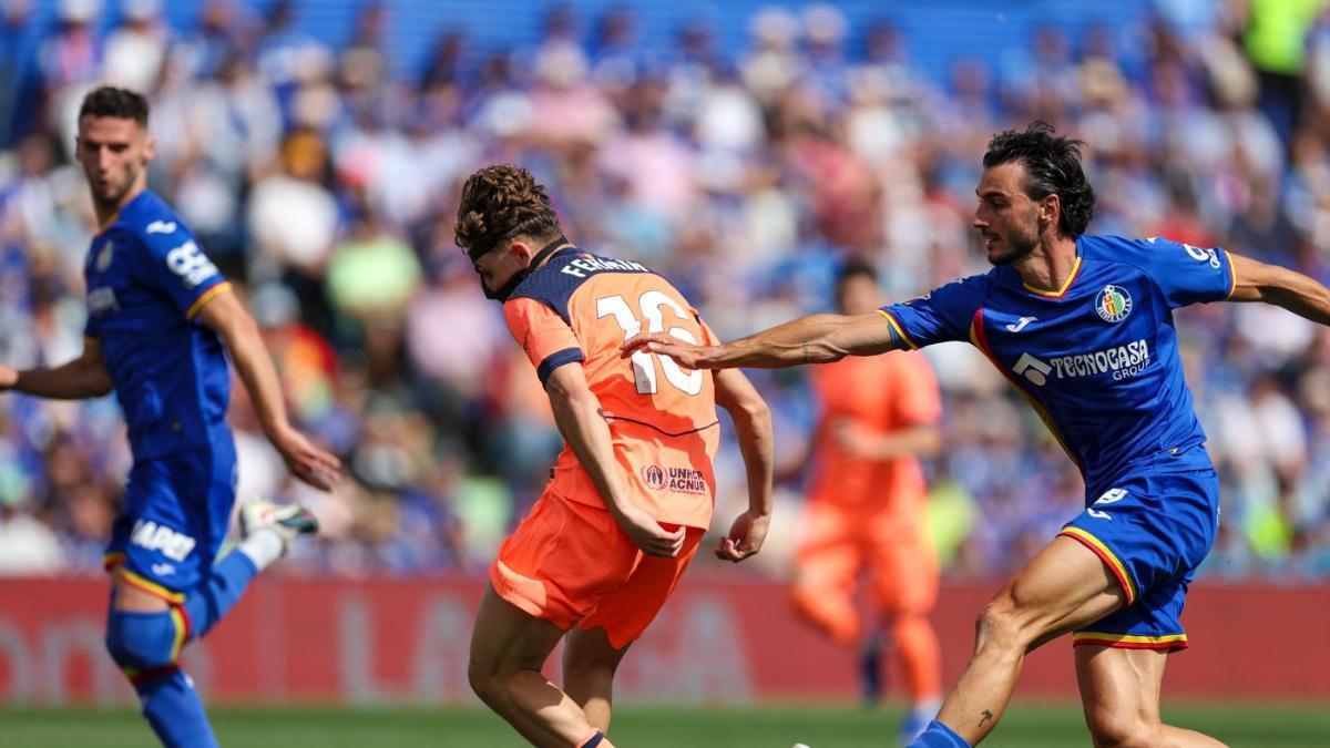 بعد الفوز على خيتافي.. كم عدد النقاط التي يحتاجها برشلونة للتتويج بلقب الدوري الإسباني؟