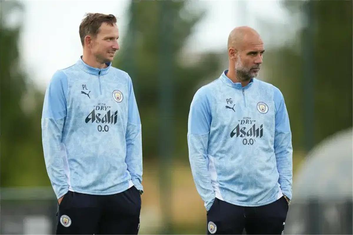 بسبب أزمة مالية.. صفقة عربية مميزة معروضة على مانشستر سيتي الصيف المقبل