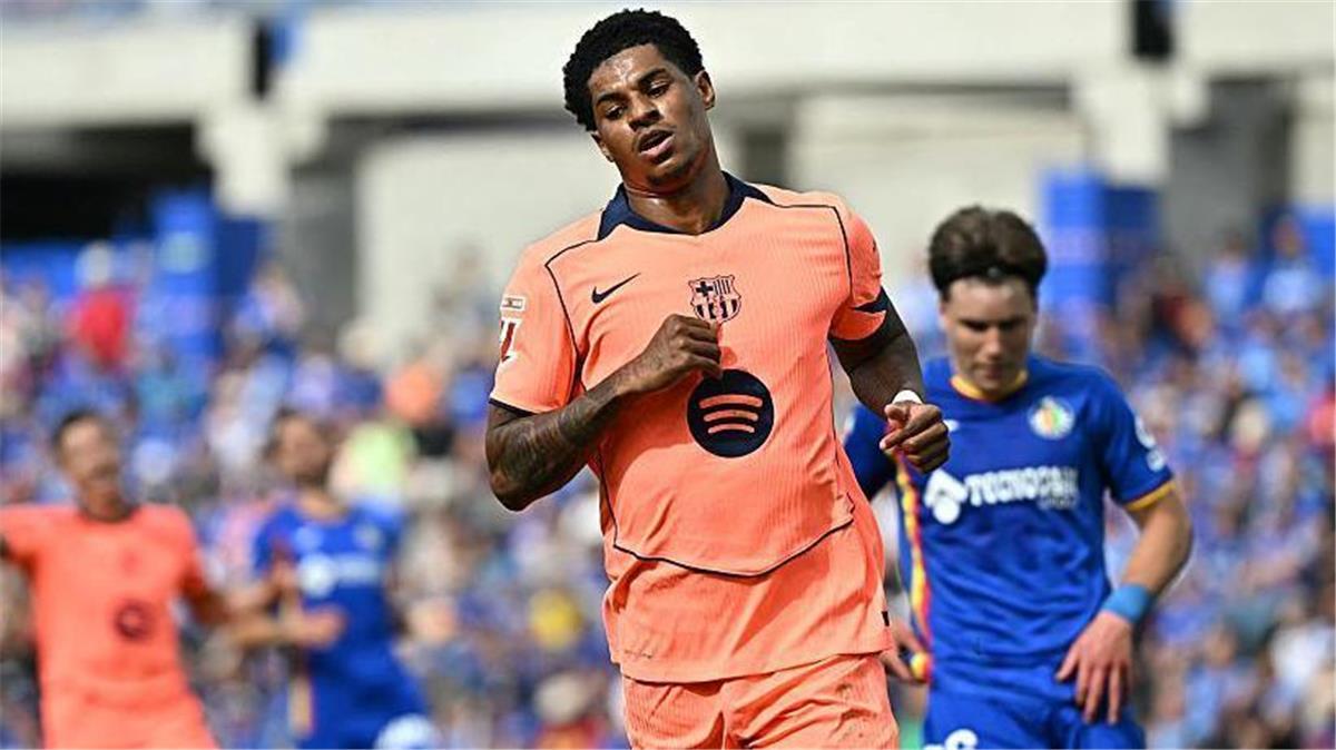 حقيقة رحيل راشفورد عن برشلونة وعودته إلى مانشستر يونايتد