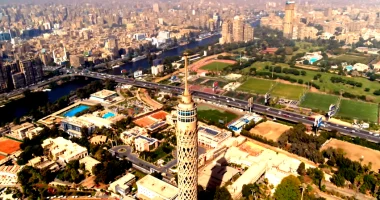 توقعات الطقس يوم الخميس 14 مايو 2026: ارتفاع درجات الحرارة مع شبورة صباحية ورياح نشطة