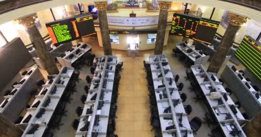 انطلاق التداولات المسائية بتعزيز ملحوظ في مؤشرات البورصة