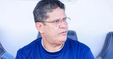 أيمن الرمادي يستعين بالطلائع لاستكشاف مودرن سبورت قبل مواجهة الدوري