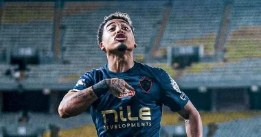 أزمة خوان بيزيرا والزمالك تشتعل.. تهديدات بالفيفا وتمسك أبيض باستمرار اللاعب