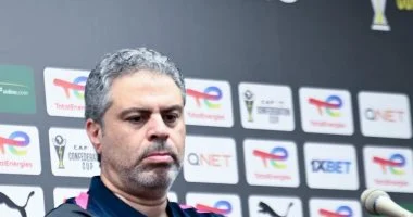 معتمد جمال يعقد اجتماعًا تحضيريًا مع اللاعبين قبيل تدريب اليوم استعدادًا لمواجهة اتحاد العاصمة