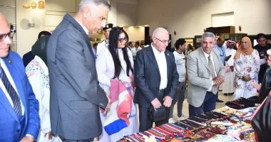 محافظ جنوب سيناء وسفير أذربيجان يتفقدان قرية التراث البدوى بشرم الشيخ