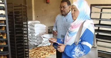 حملات تموينية مكبرة تضبط 305 مخالفة متنوعة بالأسواق والمخابز بقنا