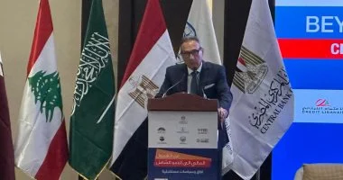 اتحاد المصارف العربية: عدد محافظ الهاتف المحمول بمصر ارتفع لـ60 مليون محفظة