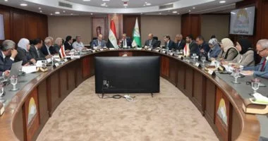 محافظ الجيزة: مقترحان لتنظيم شارع العريش جذريا.. والسعى لضبط عمل الباعة بمعايير آمنة