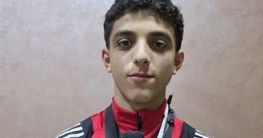 يا مصر بتعمليها إزاي؟!. عبد الله حسونة بطل المصارعة يكشف لـ”اليوم السابع” سر القاضية وفوزه بذهبية أفريقيا: تدربت على الحركة قبل البطولة وكنت مستعدا لكل السيناريوهات.. ووالده: أحلم برؤيته في الأولمبياد.. فيديو