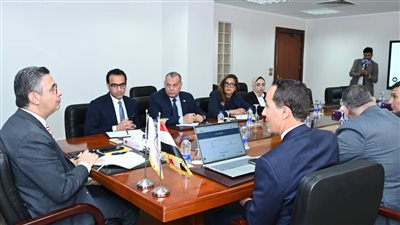 منصة رقمية موحدة وأنظمة ذكية لتعزيز كفاءة خدمات التجارة الداخلية