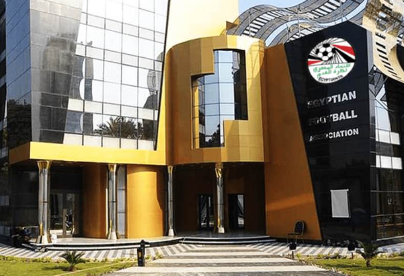 ستاد الاهلي :  مصدر باتحاد الكرة صاحب المركز الرابع هو الاحق بالمشاركة في الكونفدرالية “خاص”