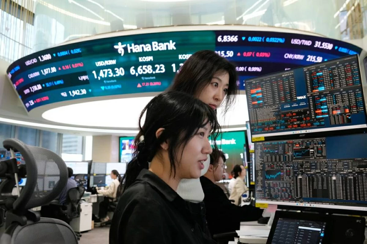 أداء متباين للأسهم الآسيوية.. والسوق اليابانية مغلقة