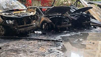 تفحم 6 سيارات وتحقيقات تكشف المجهول