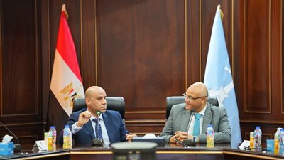 وزير العمل يبدأ زيارته بالإسكندرية بلقاء المحافظ لتعزيز التعاون في ملفات سوق العمل