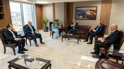 «رسائل طمأنة للأسواق».. وزير البترول يناقش مع النائبة مروة بوريص خطط تعزيز الإنتاج وأمن الطاقة