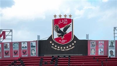 نجم الأهلي يدعو مجلس الإدارة للتعاقد مع مدير التعاقدات من بيراميدز
