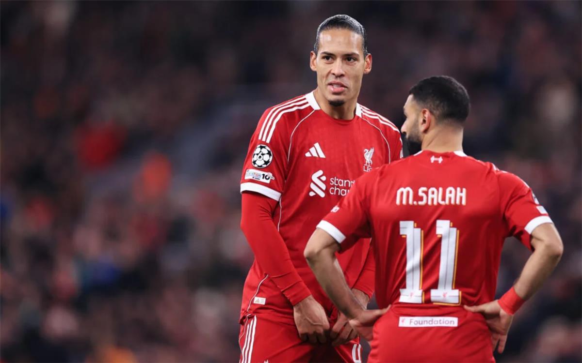 محمد صلاح وفان دايك قد يلتقيان مجددًا في دوري أوروبا بعد مغادرتهما لليفربول