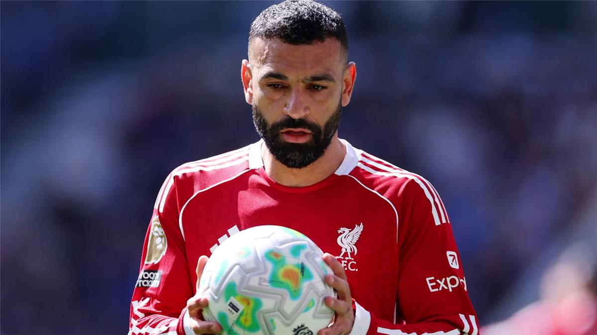 محمد صلاح يواجه موقفاً صعباً قبل مباراته الختامية مع ليفربول