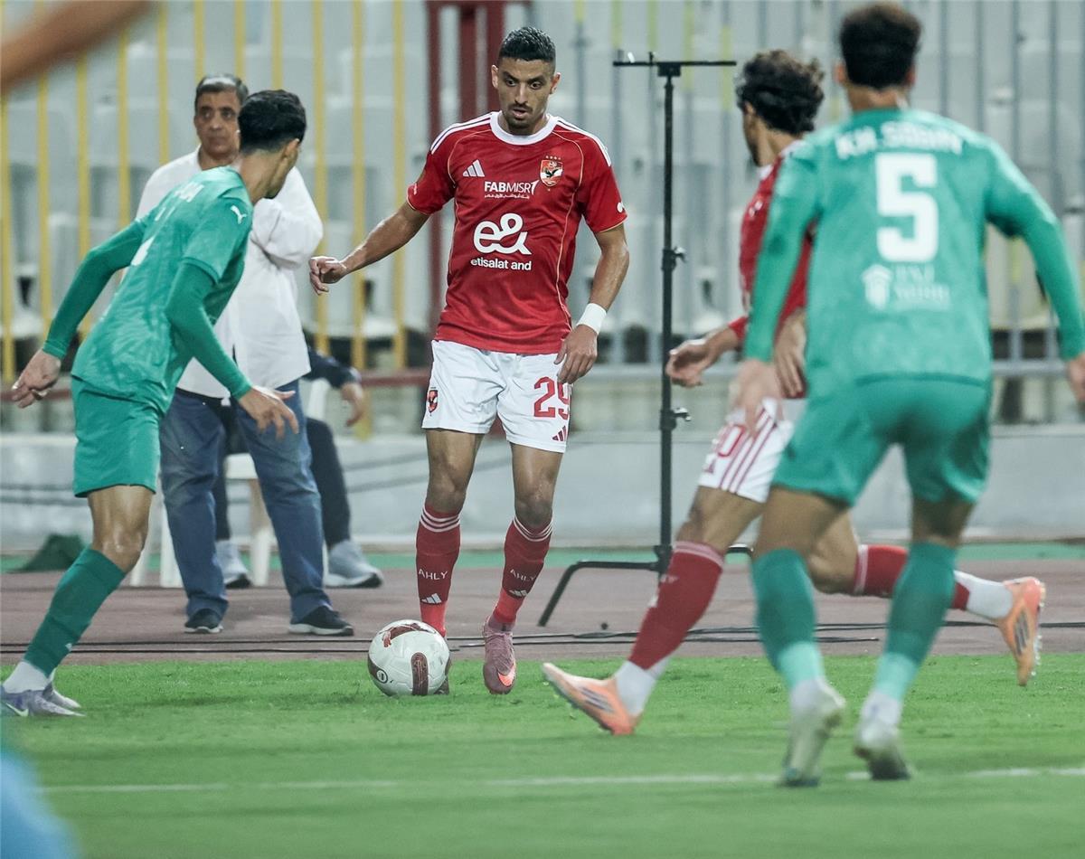تشكيلة الأهلي لمباراة المصري بالدوري مع عودة نجم الفريق