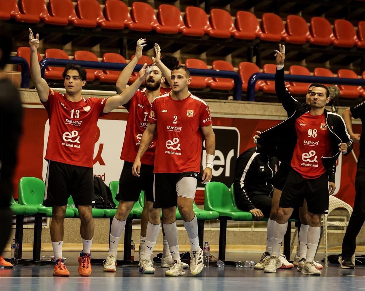 الاتحاد الإفريقي لكرة اليد يصدر قراراً هاماً بشأن كأس السوبر بمشاركة الأهلي بسبب فيروس إيبولا