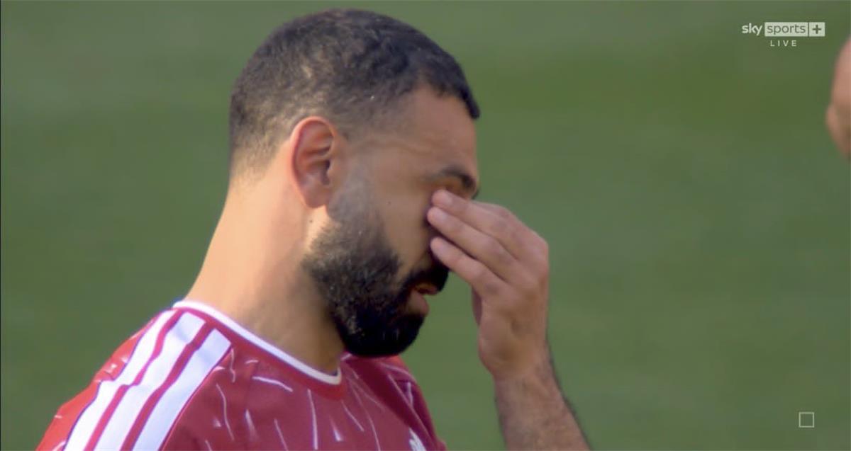 محمد صلاح يودع أنفيلد بمساعدة مؤثرة ويترك بصمة في مباراة الوداع مع ليفربول