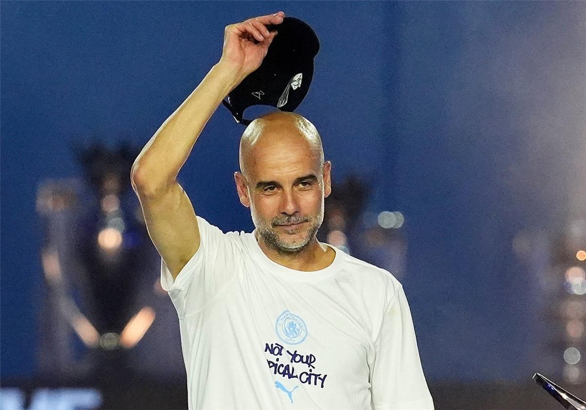 فيديو | جوارديولا يستعيد مكانه في برشلونة بعد مغادرته مانشستر سيتي