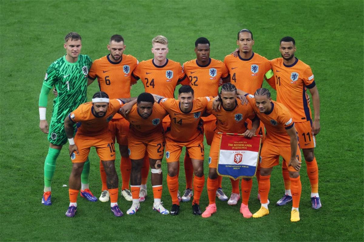 تشكيلة منتخب هولندا لكأس العالم 2026 مع استثناءات غير متوقعة