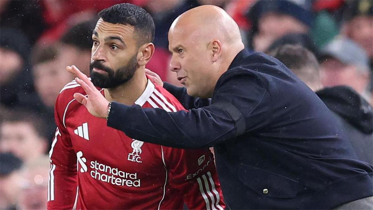 داني ميرفي يدعو لرحيل سلوت عن ليفربول ويقترح البديل المناسب
