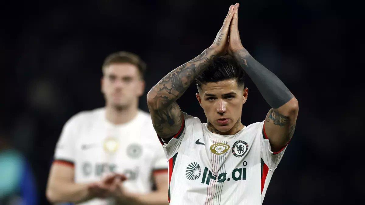 ريال مدريد يواجه تحديات في التوصل لاتفاق مع إنزو فرنانديز رغم انطلاق المفاوضات