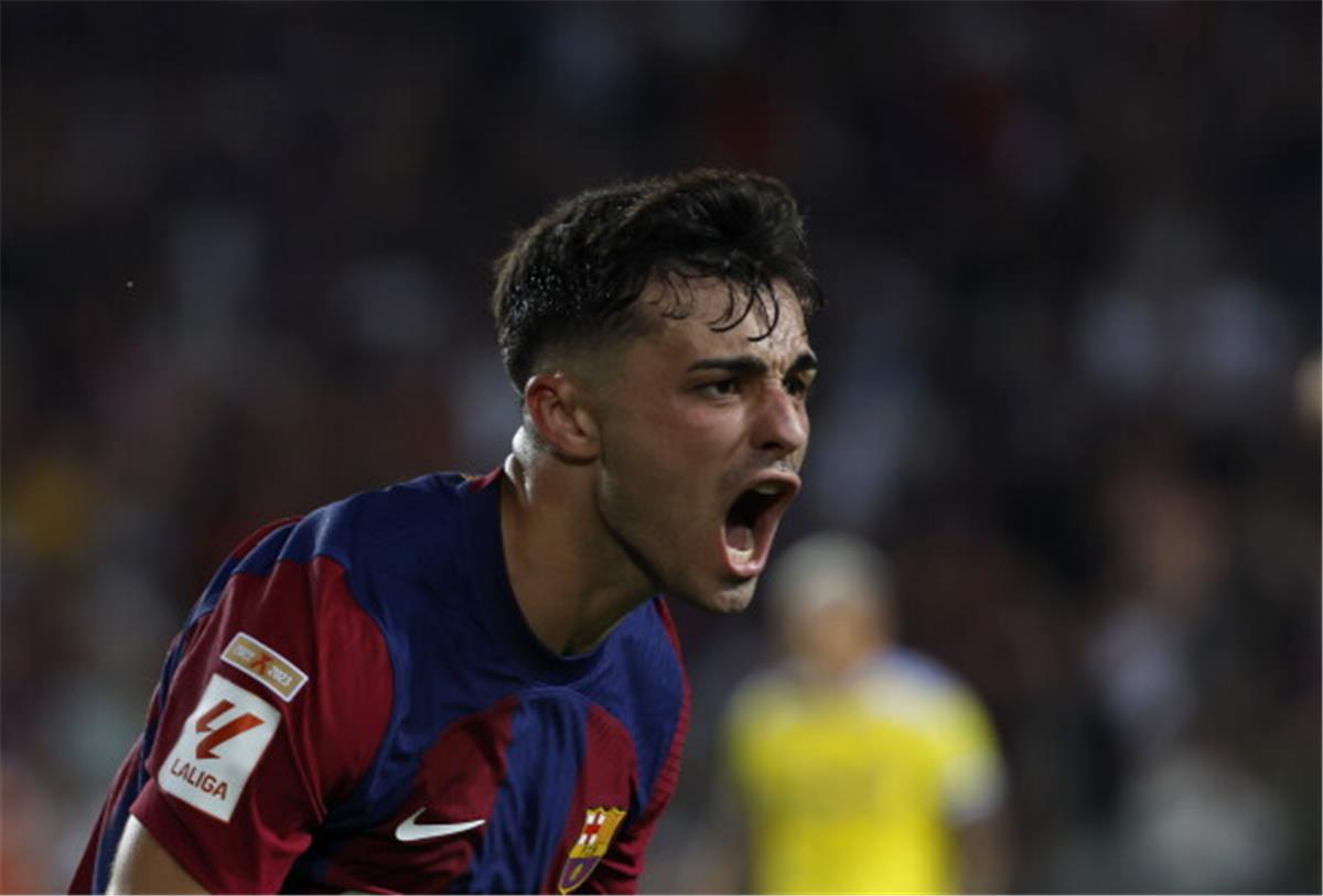 بيدري يعبّر عن اعتزازه بإشادات نجم ريال مدريد ويؤكد تمسكه ببرشلونة