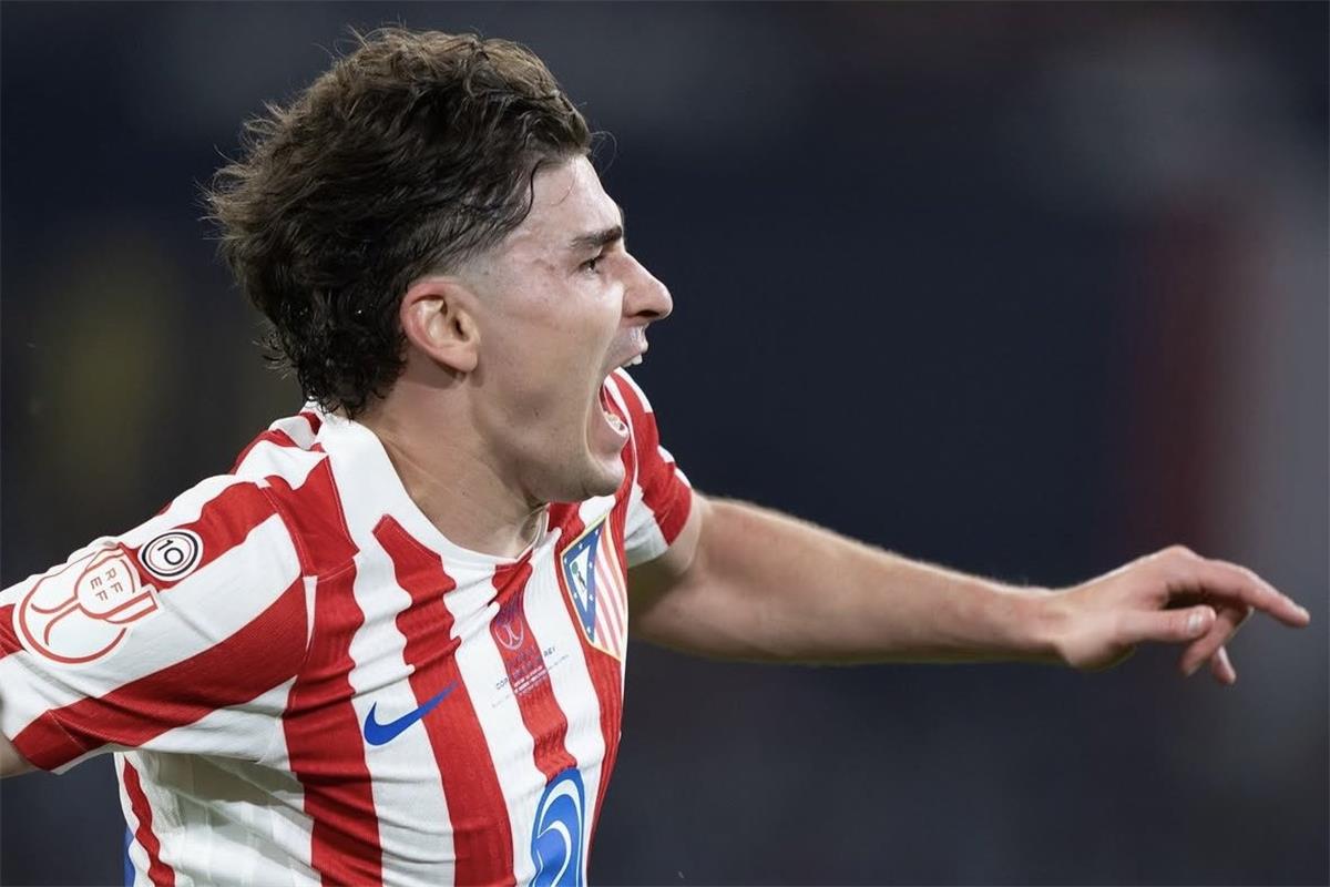 برشلونة يتوصل إلى اتفاق مع ألفاريز حول شروطه الشخصية وسط مطالب صعبة من أتلتيكو مدريد