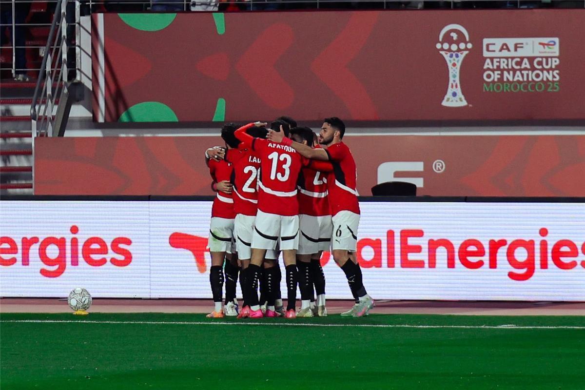 تشكيلة منتخب مصر البديلة في مواجهة روسيا الودية: هيثم حسن بجانب حمزة عبد الكريم