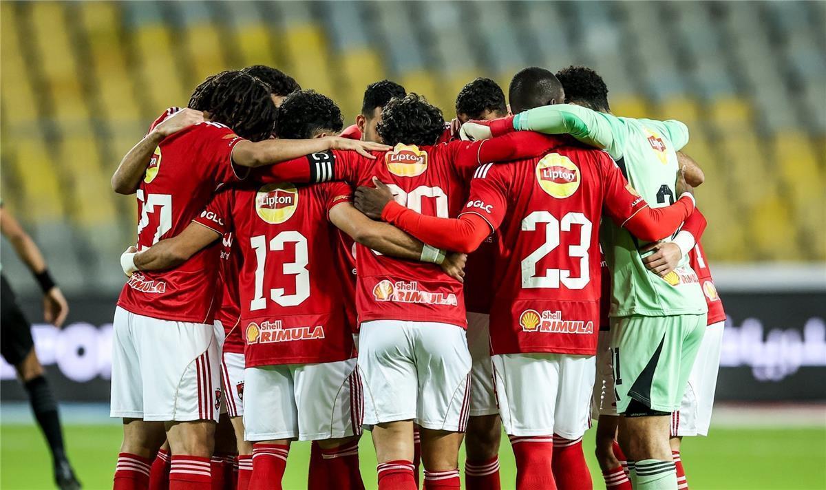 الأهلي يستعد لإعادة ضم لاعبه السابق مع التفكير في الاستغناء عن بن رمضان