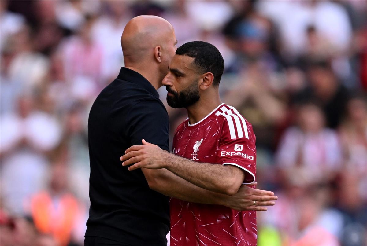 احتمالات عودة محمد صلاح إلى ليفربول في ظل تغيير الإدارة الفنية بعد رحيل سلوت