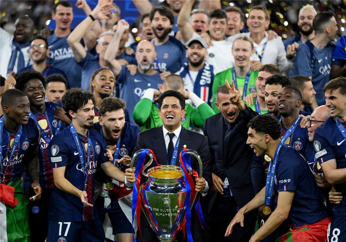 برشلونة يعلن موقفه من إنريكي وباريس سان جيرمان عقب الفوز بدوري أبطال أوروبا