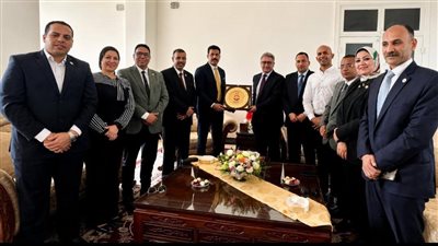 وفد حزب الحرية المصري يزور السفير في بكين ويبحث سبل تعزيز التنمية والاستثمار عبر الاستفادة من التجربة الصينية