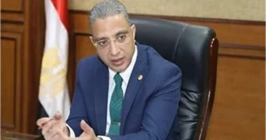 محافظ الجيزة لرؤساء الأحياء والمراكز: الاستجابة العاجلة لمطالب المواطنين أولوية