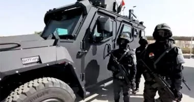فيديو خناقة السلاح الأبيض بالشرقية.. الأمن يكشف المستور فى معركة الجيران بأبو حماد