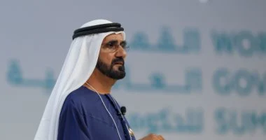 محمد بن راشد ومنصور بن زايد يعزون رئيس وزراء مصر فى وفاة والده