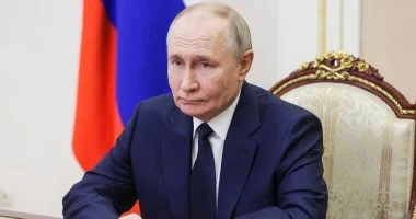 نيويورك تايمز تكشف عن طريق جديد لروسيا لتسهيل وصول إيران عبر مضيق هرمز