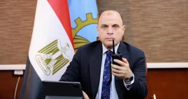 مد مهلة التسجيل لإتاحة الفرصة لاستكمال الإجراءات وتقنين أوضاع التوك توك بالغربية
