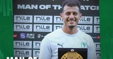 عمر الساعى يحصد جائزة أفضل لاعب فى مباراة المصرى وسيراميكا فى الدورى