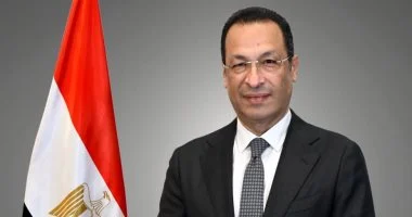 قواعد جديدة لتنظيم خطوط المحمول بعد إحالة شركات المحمول للنيابة.. عقود جديدة للخطوط القديمة والتحقق البيومتري للحائزين.. تشديد التحقق من هوية المستخدمين إلكترونيًا.. وقف خطوط المؤسسات وإلغاء غير المجدد منها