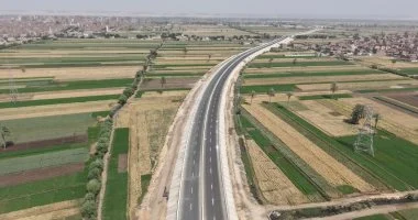 محور ديروط التنموي بأسيوط يربط الصحراوي الشرقي بالصحراوي الغربي لتعزيز التنمية