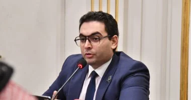 عضو بمجلس الشيوخ يؤكد ريادة الرئيس السيسي في تحسين منظومة التعليم بشكل غير مسبوق