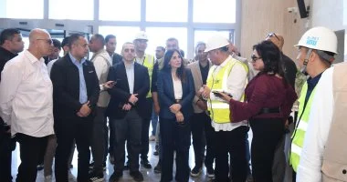 وزيرة الإسكان تزور أبراج الداون تاون والحي اللاتيني ومركز المؤتمرات والمعارض
