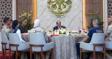 الرئيس السيسي يبرز تقديره لوعي وفهم المواطنين المصريين