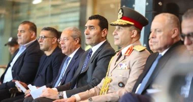 تسليم الجوائز في نهائي كأس مصر بحضور كبير الياوران ووزير الرياضة وأبو ريدة